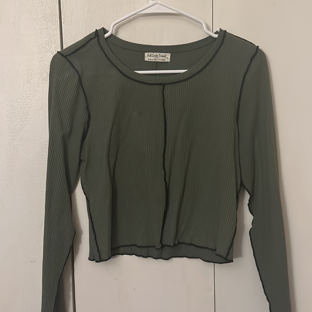 Large cropped shirts